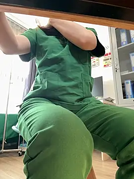 Snapshot of Meilian2021 chatting on April 15, 2026, 4:30 am Meilian2021 online show from April 15, 2026, 4:30 am