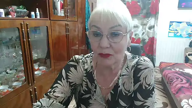 JenaCheim online show from April 1, 2026, 8:17 pm