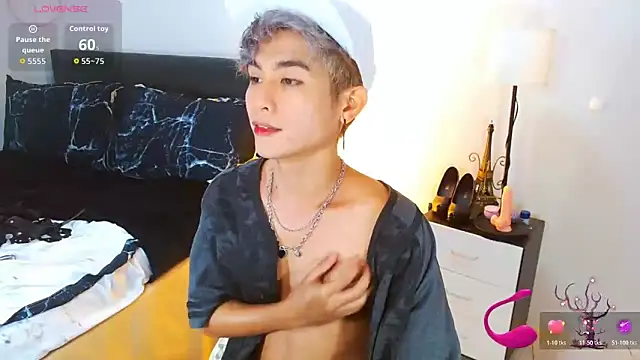 Snapshot of WildestTwink chatting on April 23, 2026, 3:14 pm WildestTwink online show from April 23, 2026, 3:14 pm