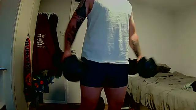 Tilerdadbod online show from July 18, 2026, 8:01 pm