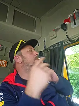 ktmtom247 online show from April 22, 2026, 10:06 am