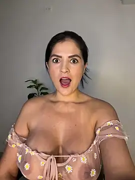 Carolina Novoa online show from December 15, 2024, 8:47 pm