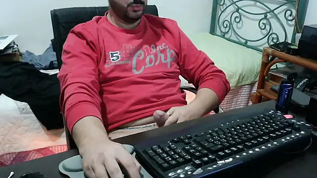 Italian dark desire online show from December 5, 2025, 4:25 pm