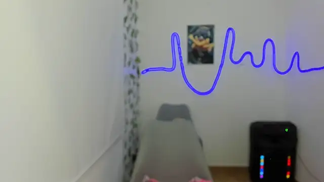 ReyleDoll online show from September 12, 2025, 10:43 pm