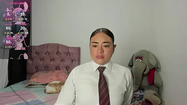 Snapshot of ReyleDoll chatting on April 23, 2026, 11:07 pm ReyleDoll online show from April 23, 2026, 11:07 pm