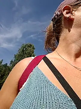 Snapshot of SwedishJennifer chatting on July 15, 2026, 12:43 pm SwedishJennifer online show from July 15, 2026, 12:43 pm