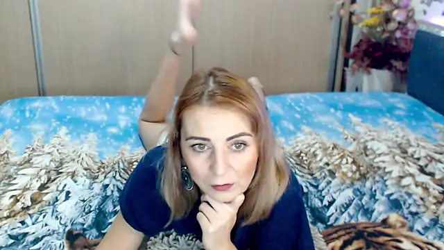 Snapshot of MirabelaSweet chatting on February 18, 2025, 6:26 am MirabelaSweet online show from February 18, 2025, 6:26 am