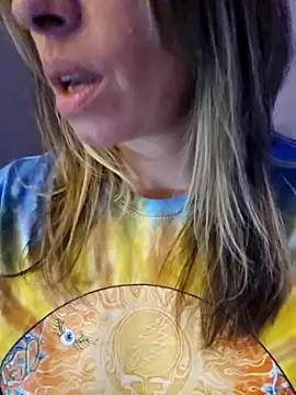  NinaLuvSins  online show from December 5, 2025, 12:14 pm