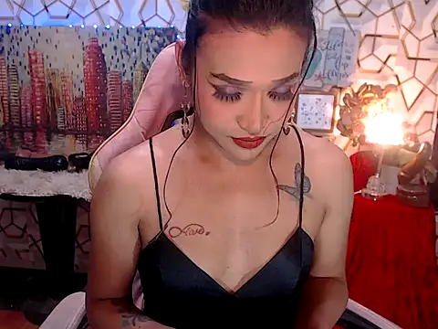 AsianMariaTs online show from April 30, 2026, 2:12 pm