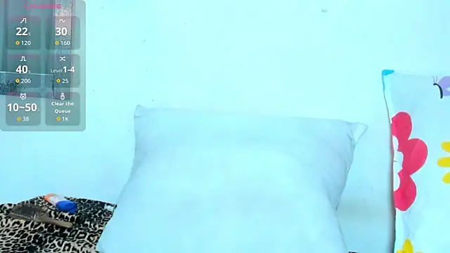 lorenfram online show from December 15, 2025, 3:16 pm