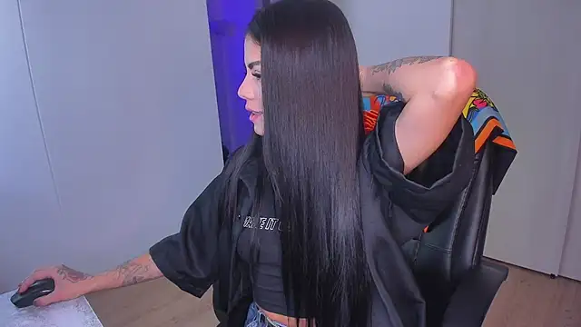 Lisegg  online show from October 7, 2025, 10:56 am