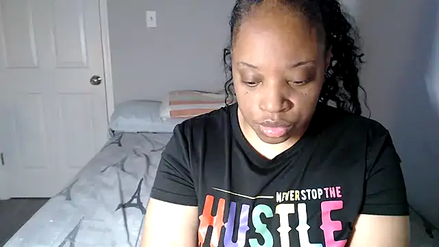 Sexymona1218 online show from November 11, 2025, 11:32 am