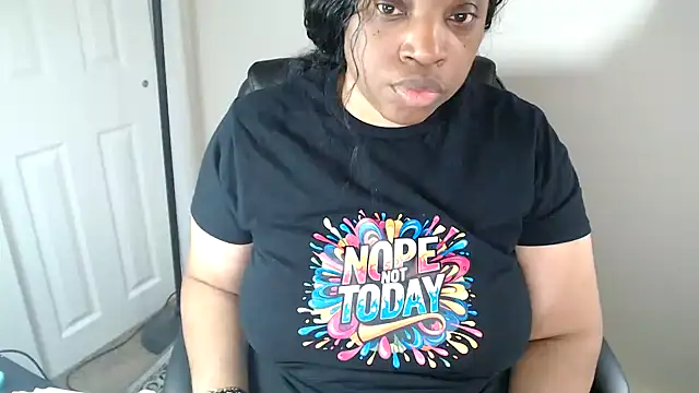 Snapshot of Sexymona1218 chatting on April 22, 2026, 7:59 pm Sexymona1218 online show from April 22, 2026, 7:59 pm