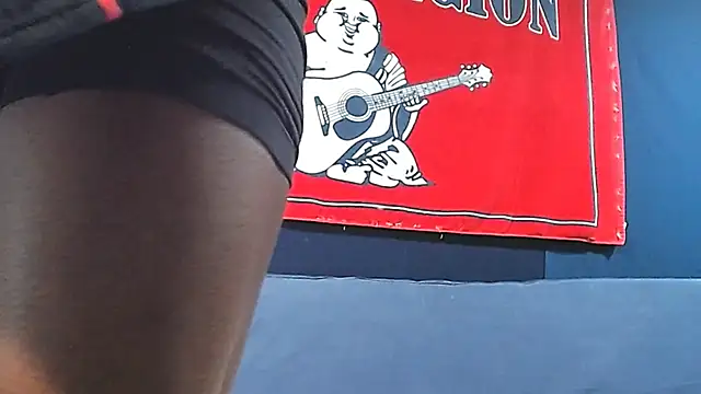 iBreakHeartz online show from January 24, 2025, 7:28 pm