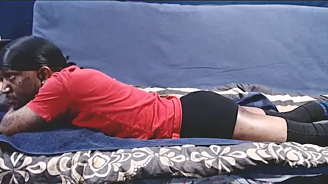 iBreakHeartz online show from November 3, 2025, 1:45 pm