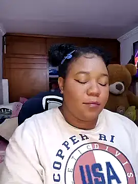 Snapshot of Daddys_girl1 chatting on March 21, 2025, 3:01 am Daddys girl1 online show from March 21, 2025, 3:01 am