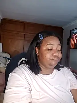 Snapshot of Daddys_girl1 chatting on September 10, 2025, 4:34 am Daddys girl1 online show from September 10, 2025, 4:34 am