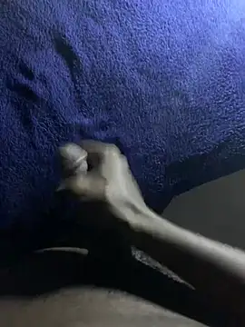 Snapshot of Curvy_conda chatting on December 23, 2024, 8:36 pm Curvy conda online show from December 23, 2024, 8:36 pm