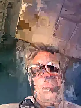 Snapshot of DoctorLoveJoy chatting on April 22, 2026, 9:05 pm DoctorLoveJoy online show from April 22, 2026, 9:05 pm