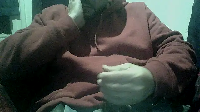 loozamangos online show from December 2, 2025, 5:35 am