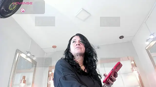 LADY HELLEN online show from March 28, 2026, 7:02 pm