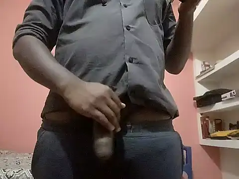 Aneesh007m online show from February 2, 2026, 6:39 pm