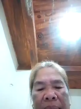 Snapshot of sexylizzy4u chatting on February 18, 2025, 9:43 am sexylizzy4u online show from February 18, 2025, 9:43 am