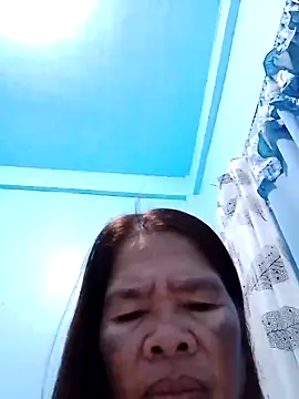 Snapshot of sexylizzy4u chatting on March 5, 2025, 8:00 pm sexylizzy4u online show from March 5, 2025, 8:00 pm