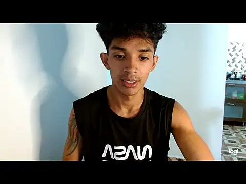 Snapshot of _dannyaldana_ chatting on October 24, 2025, 10:33 am dannyaldana online show from October 24, 2025, 10:33 am