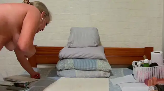 awild kitten online show from March 2, 2025, 12:32 pm