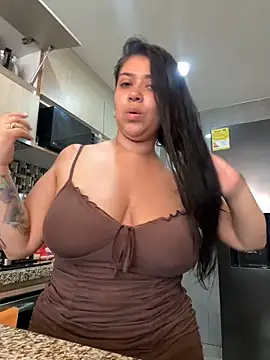 emilyjohanson online show from December 31, 2024, 3:20 pm