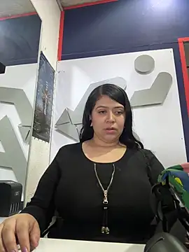 emilyjohanson online show from March 11, 2025, 4:51 pm