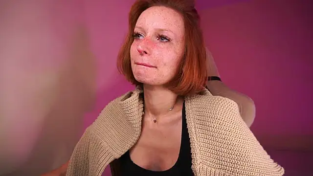 Liuba Fox online show from October 23, 2025, 7:12 pm