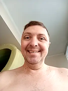 Pokaz2020 online show from February 26, 2025, 9:10 am