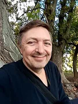 Pokaz2020 online show from September 18, 2025, 9:00 am