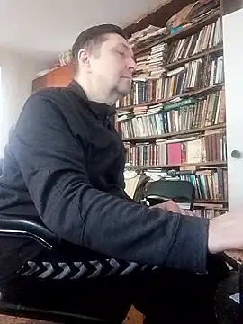 Pokaz2020 online show from April 4, 2026, 9:40 am