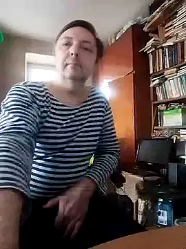 Snapshot of Pokaz2020 chatting on July 10, 2026, 7:56 am Pokaz2020 online show from July 10, 2026, 7:56 am
