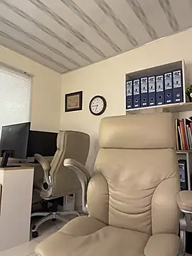 Snapshot of Dimitri_Colleman chatting on July 8, 2026, 6:34 pm Dimitri Colleman online show from July 8, 2026, 6:34 pm