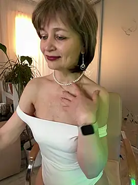 Melljoy online show from February 10, 2026, 1:59 pm