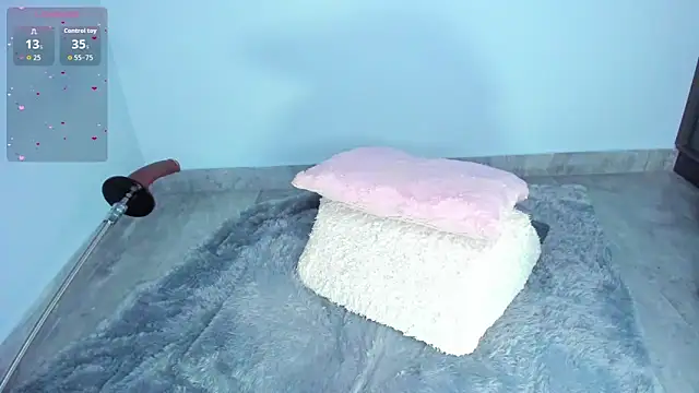 Sofi Smiley online show from February 7, 2026, 9:02 am