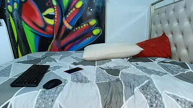 Snapshot of luna_sexxy chatting on January 28, 2025, 4:18 am luna sexxy online show from January 28, 2025, 4:18 am