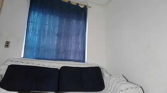 Snapshot of luna_sexxy chatting on February 12, 2026, 7:53 pm luna sexxy online show from February 12, 2026, 7:53 pm