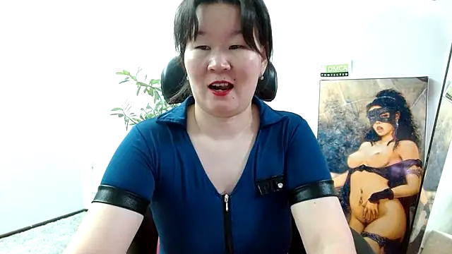 Snapshot of Akira_xx chatting on January 13, 2025, 1:56 am Akira xx online show from January 13, 2025, 1:56 am