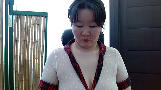 Snapshot of Akira_xx chatting on January 13, 2025, 8:15 am Akira xx online show from January 13, 2025, 8:15 am