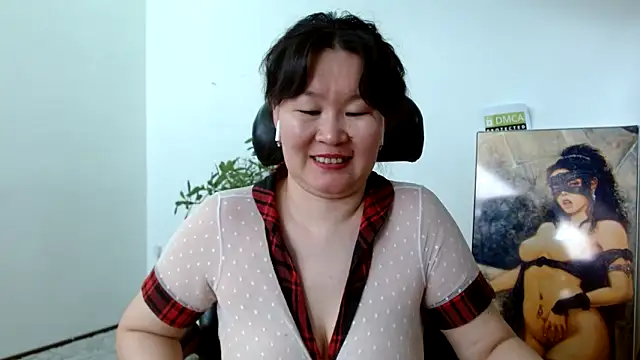 Snapshot of Akira_xx chatting on February 27, 2025, 5:13 am Akira xx online show from February 27, 2025, 5:13 am