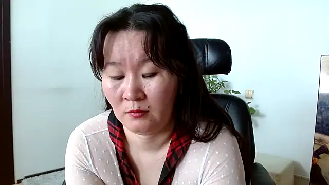 Snapshot of Akira_xx chatting on March 23, 2025, 4:27 am Akira xx online show from March 23, 2025, 4:27 am