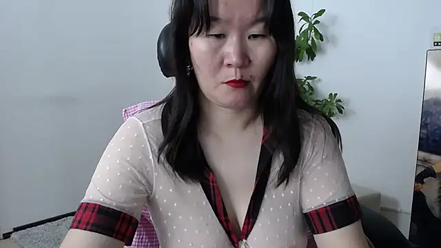 Snapshot of Akira_xx chatting on October 9, 2025, 2:31 am Akira xx online show from October 9, 2025, 2:31 am