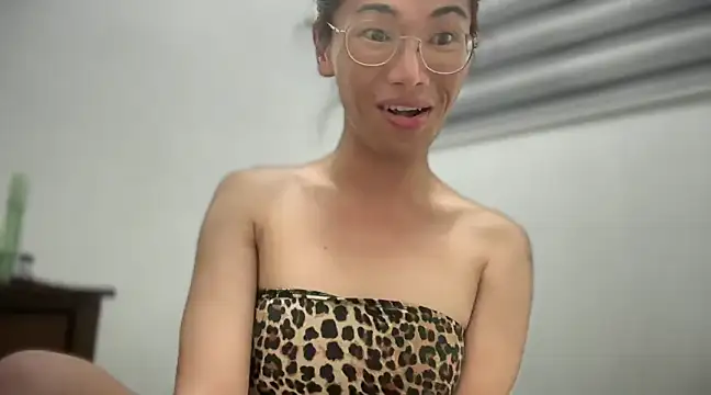 Snapshot of Jakolera2020 chatting on March 19, 2025, 2:59 am Jakolera2020 online show from March 19, 2025, 2:59 am