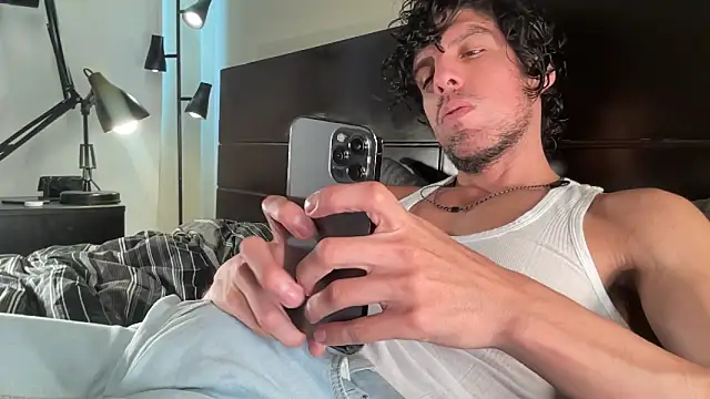 Snapshot of beranco19 chatting on February 12, 2026, 7:31 pm beranco19 online show from February 12, 2026, 7:31 pm