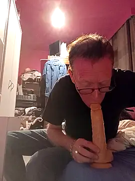 Lush4Love online show from October 1, 2025, 6:14 pm